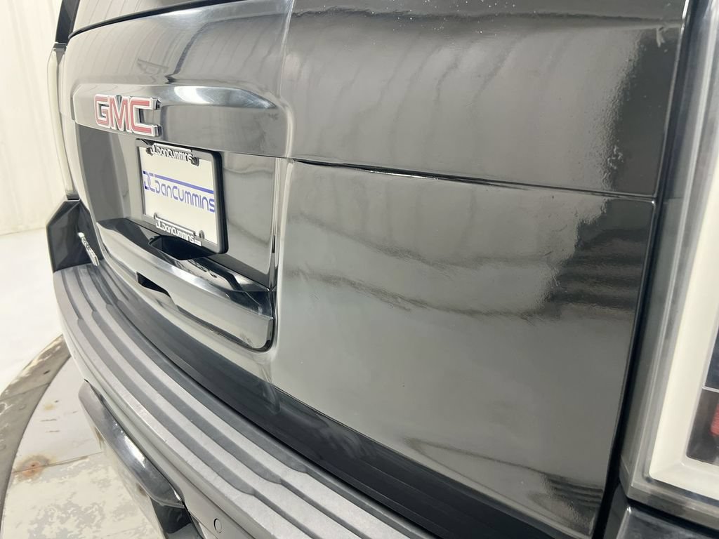 Used 2016 GMC Yukon SLT AWD/4WD image 37