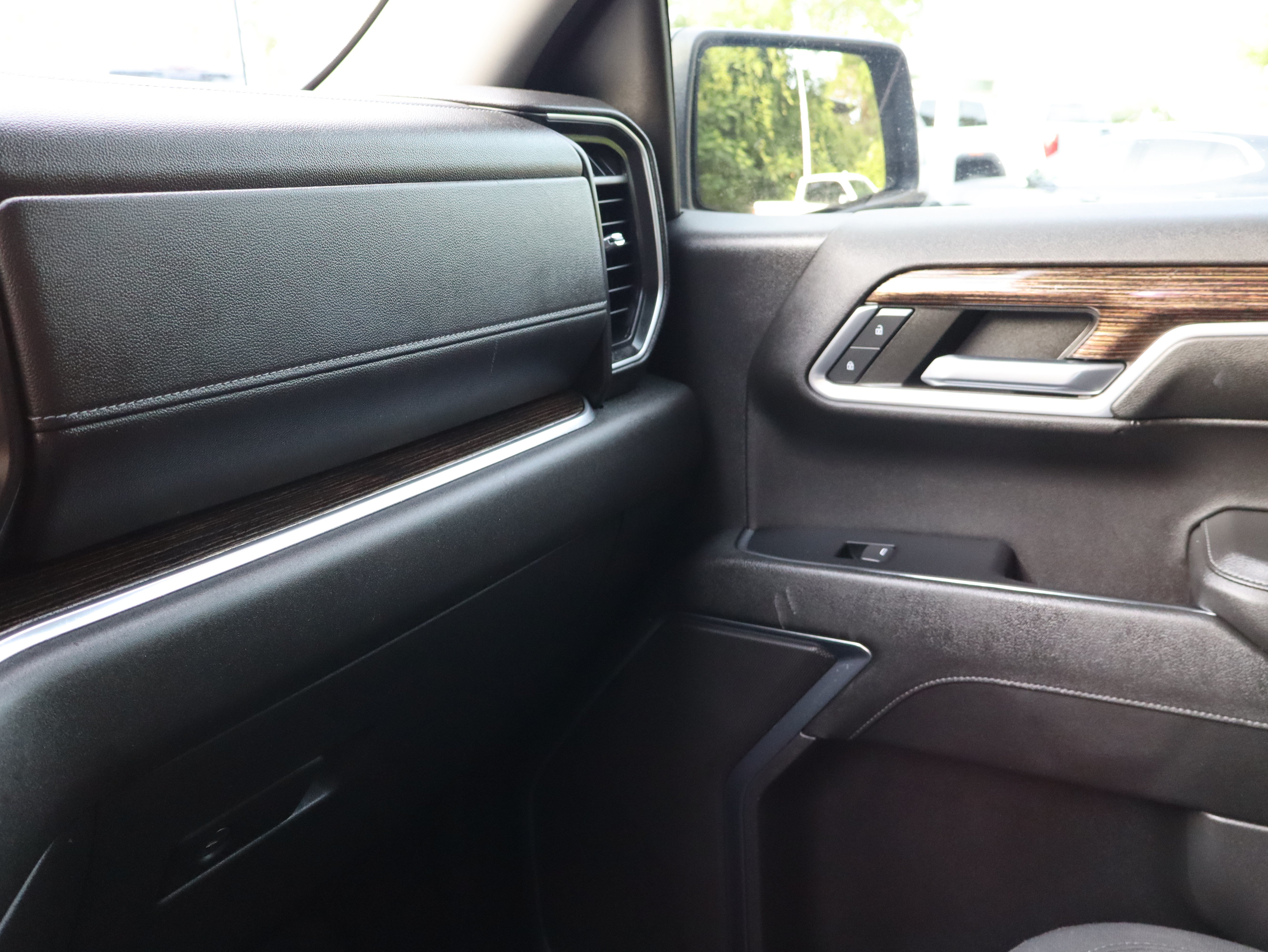 Used 2023 GMC Sierra 1500 Elevation AWD/4WD image 40