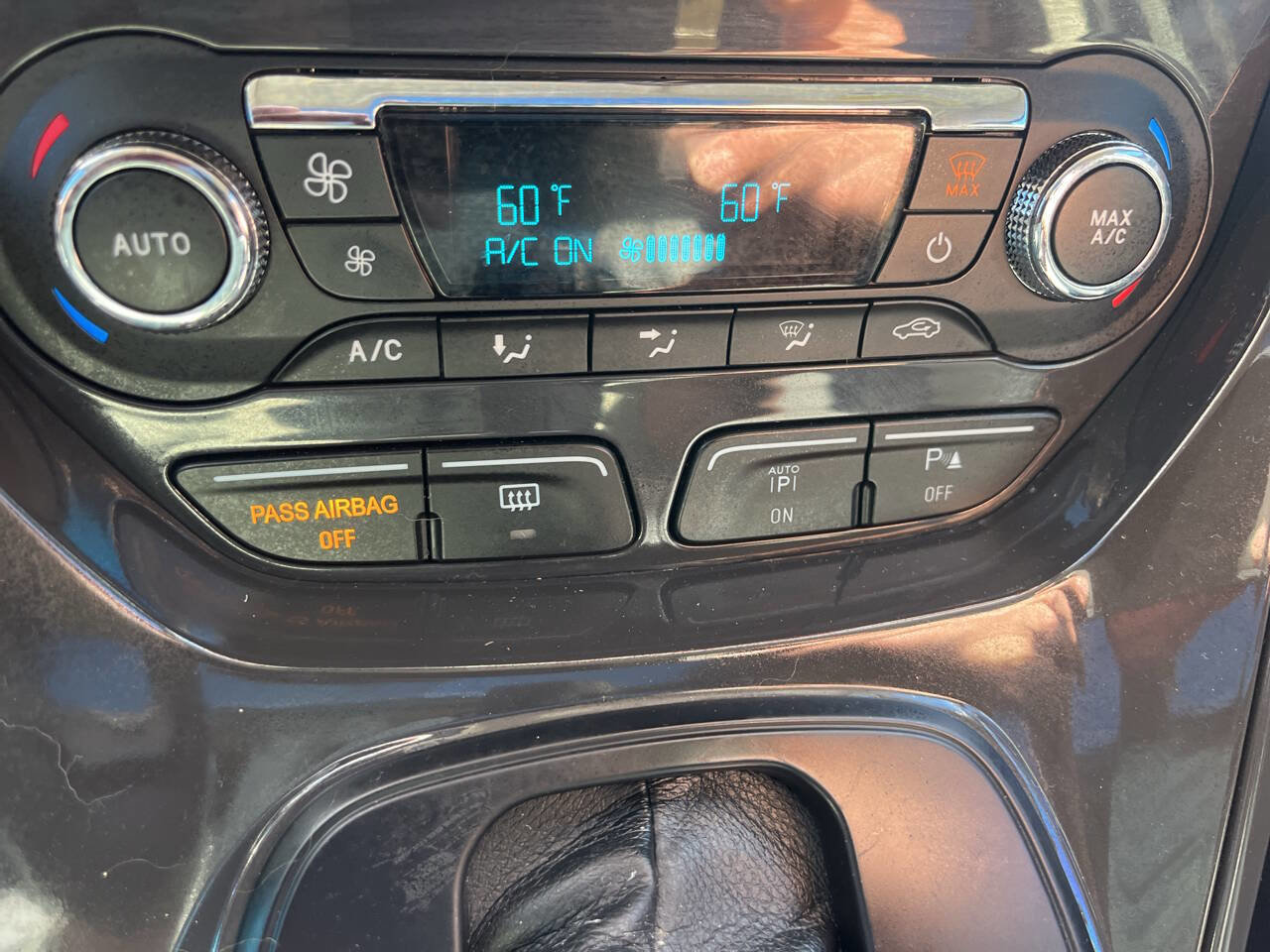 Used 2016 Ford Escape Titanium w/ Equipment Group 301A image 24