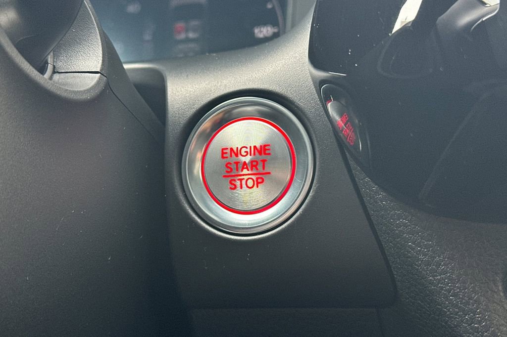 Certified 2025 Acura ADX AWD image 23