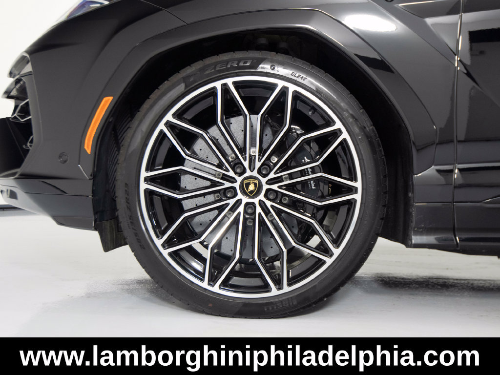 Used 2025 Lamborghini Urus S AWD/4WD image 9