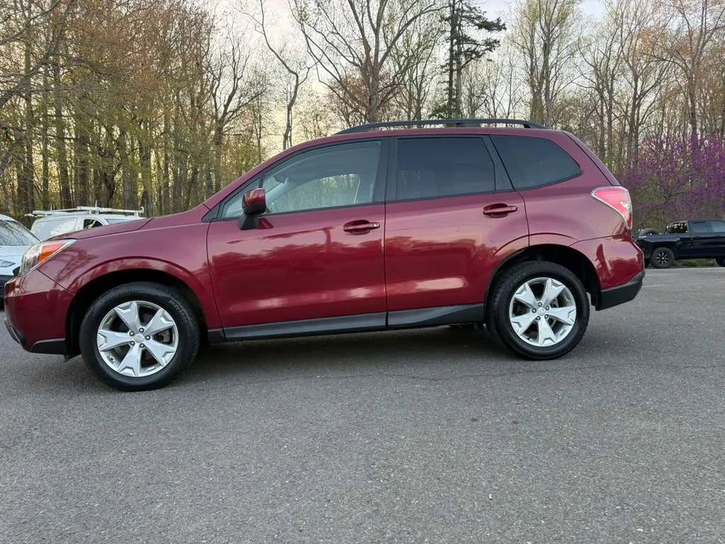 Used 2015 Subaru Forester 2.5i Premium AWD/4WD image 4