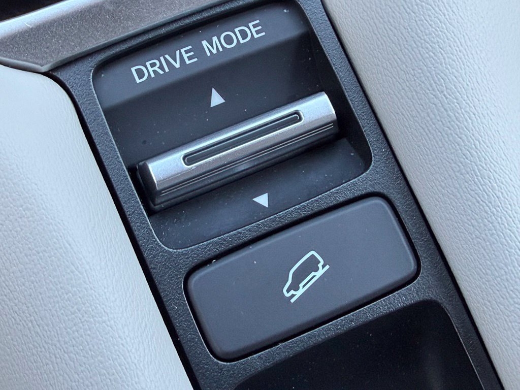 Certified 2025 Honda HR-V EX-L image 13
