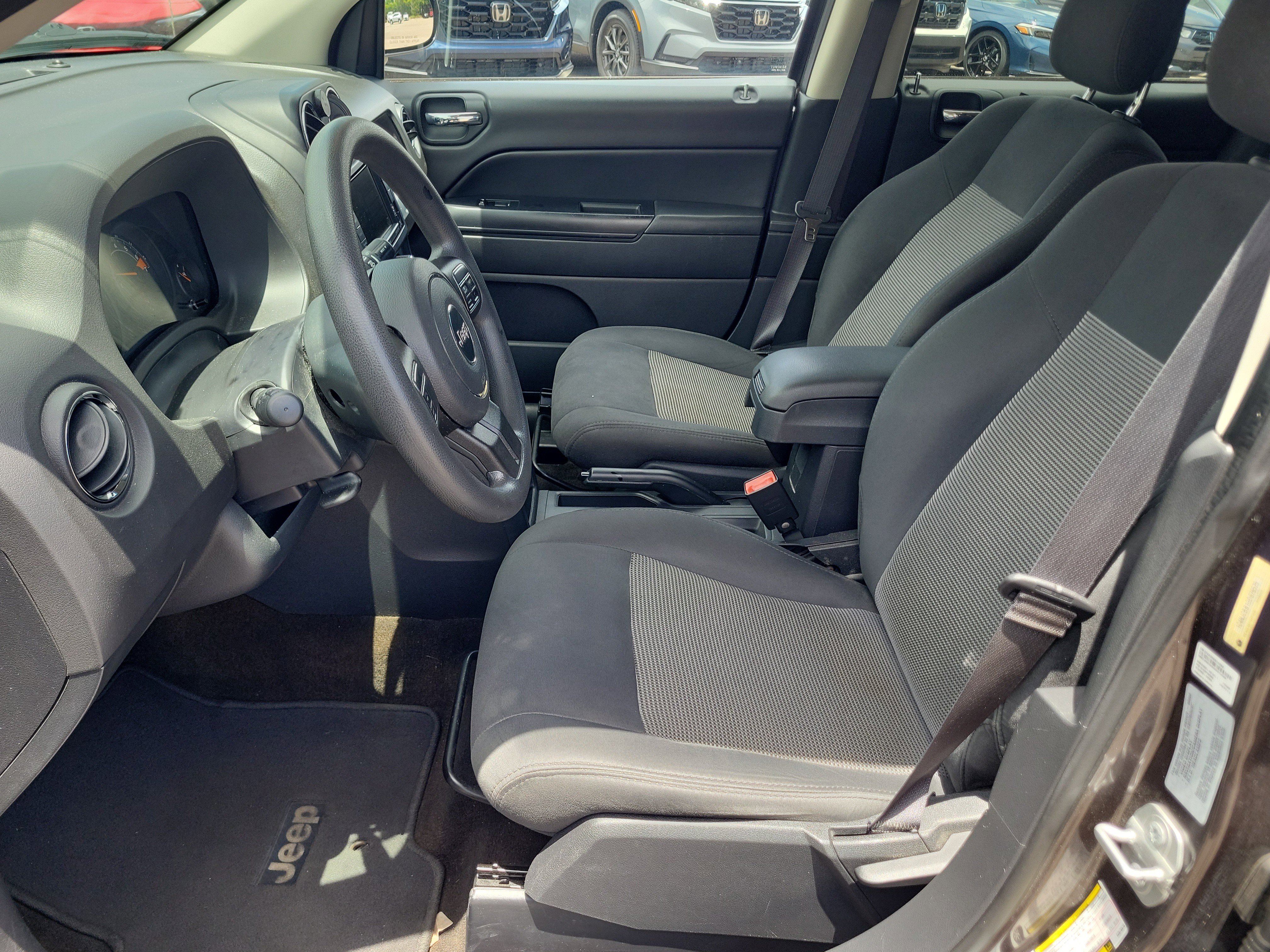 Used 2016 Jeep Compass Sport w/ Power Value Group FWD image 23