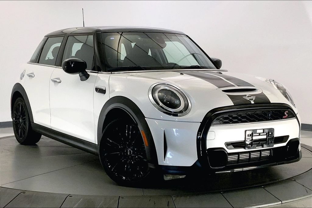 Used 2024 MINI Cooper S FWD image 32