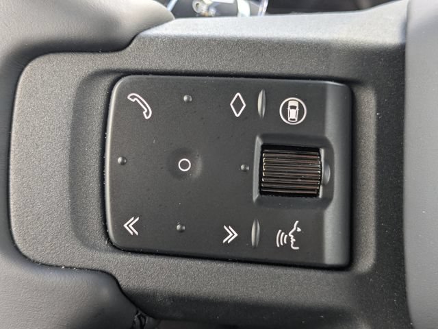 New 2026 Land Rover Defender 110 OCTA AWD/4WD image 22