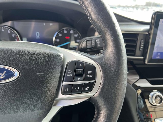 Certified 2023 Ford Explorer Limited w/ Equipment Group 301A image 18