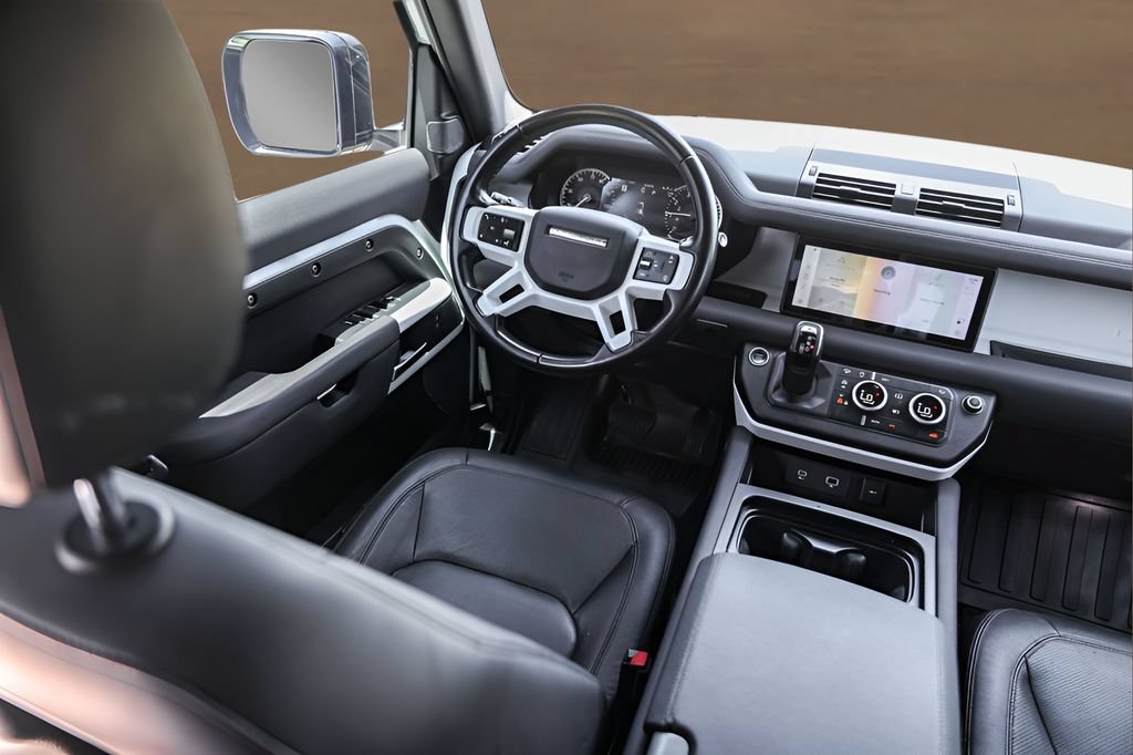 Used 2023 Land Rover Defender 110 S AWD/4WD image 25