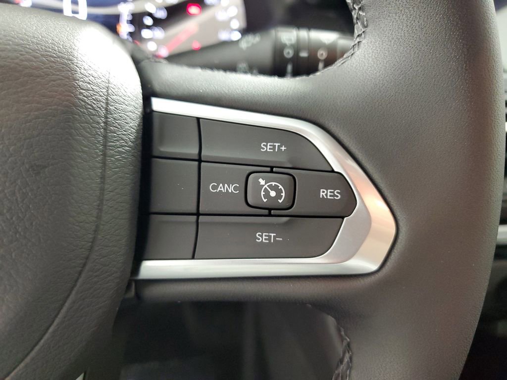 New 2026 Jeep Compass Latitude image 23