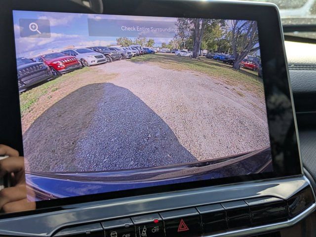 New 2026 Jeep Compass Latitude w/ Sun and Sound Group image 19