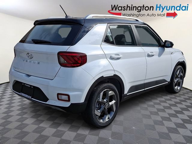 New 2026 Hyundai Venue SEL FWD image 6