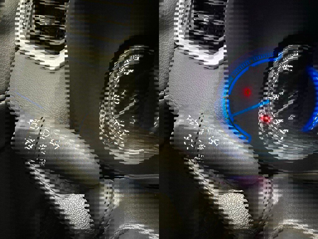 Used 2024 Toyota RAV4 XSE image 21