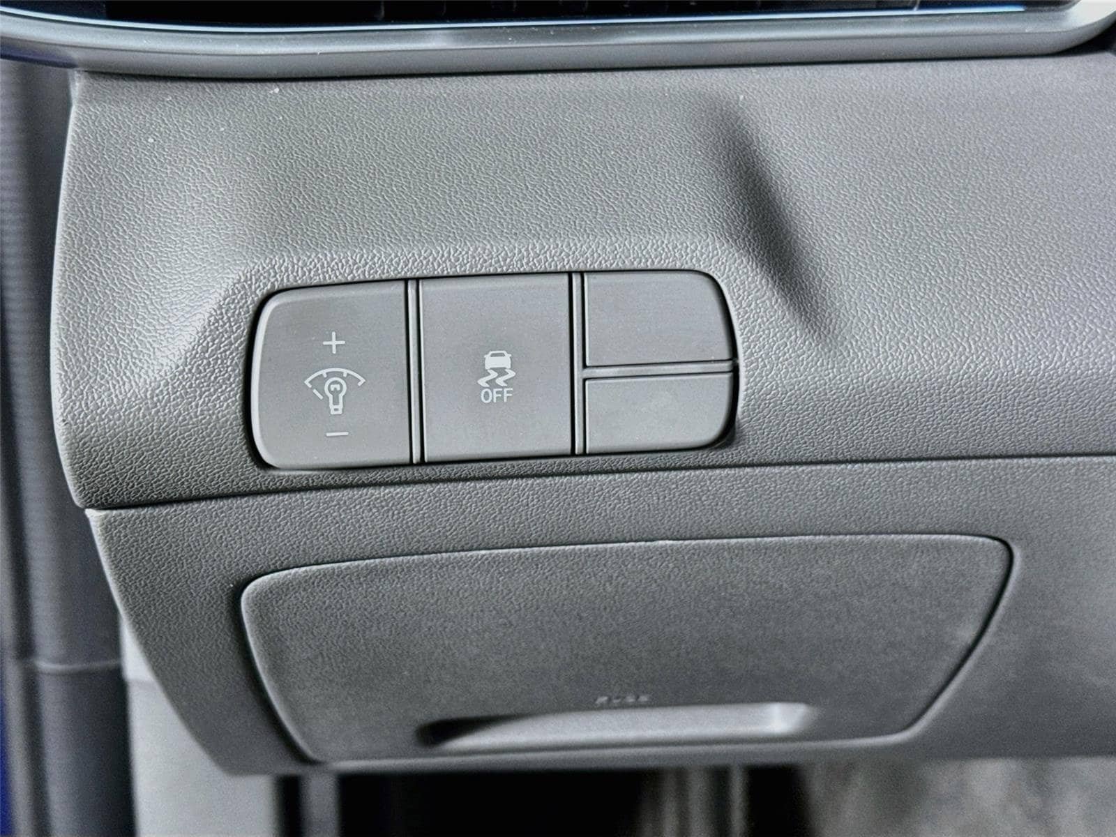 Certified 2024 Hyundai Elantra SEL w/ Convenience Package FWD image 10