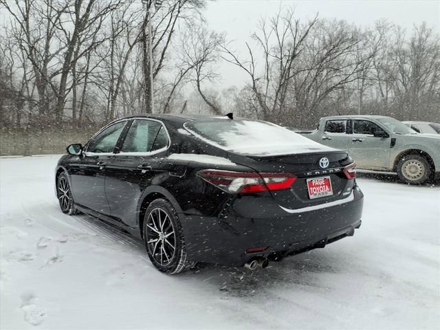 Certified 2023 Toyota Camry SE image 5