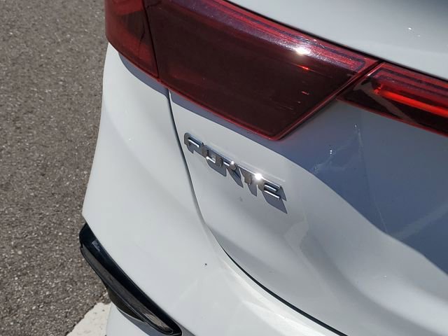 Used 2020 Kia Forte LXS FWD image 30