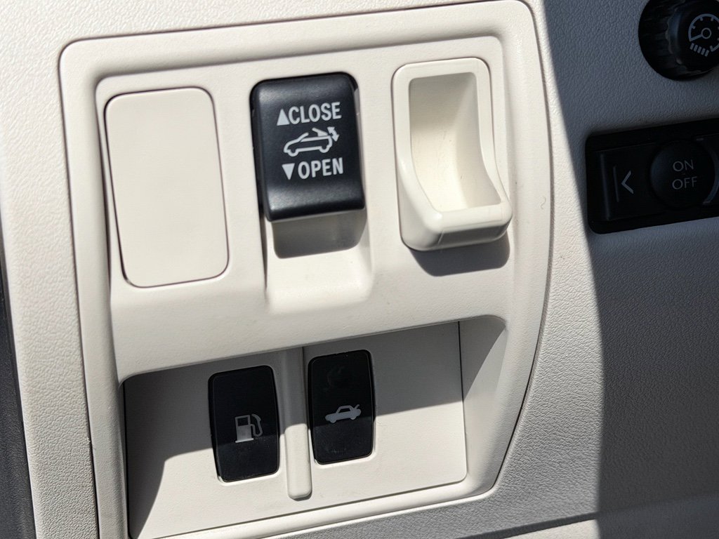 Used 2010 Lexus IS 250C image 10