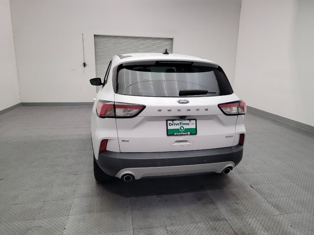 Used 2020 Ford Escape SE FWD image 6