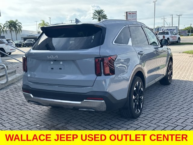 Used 2024 Kia Sorento SX FWD image 6