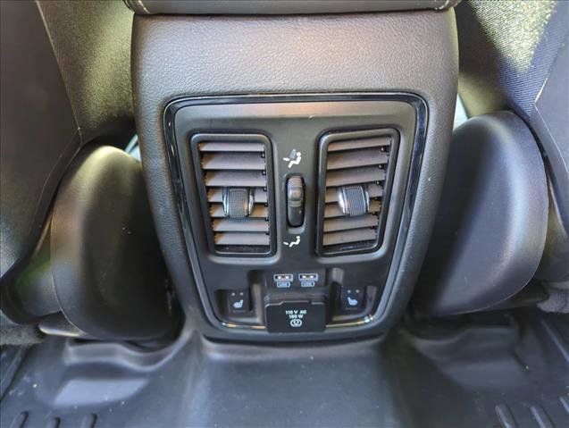 Used 2019 Jeep Grand Cherokee Overland image 16
