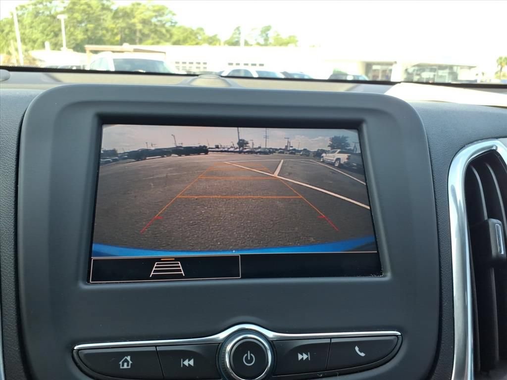 Used 2024 Chevrolet Equinox LS w/ LS Convenience Package FWD image 13