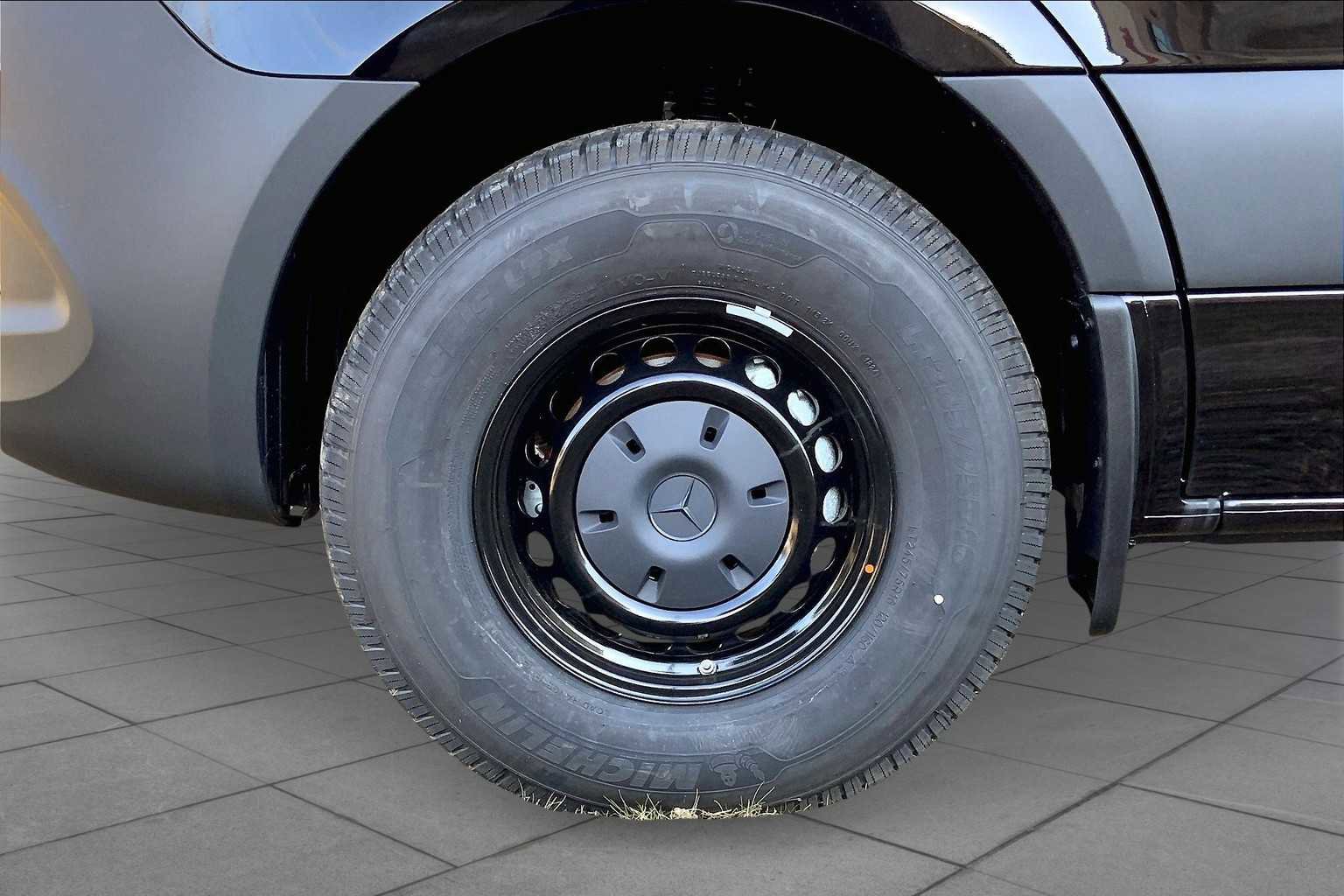 New 2025 Mercedes-Benz Sprinter 2500 image 16