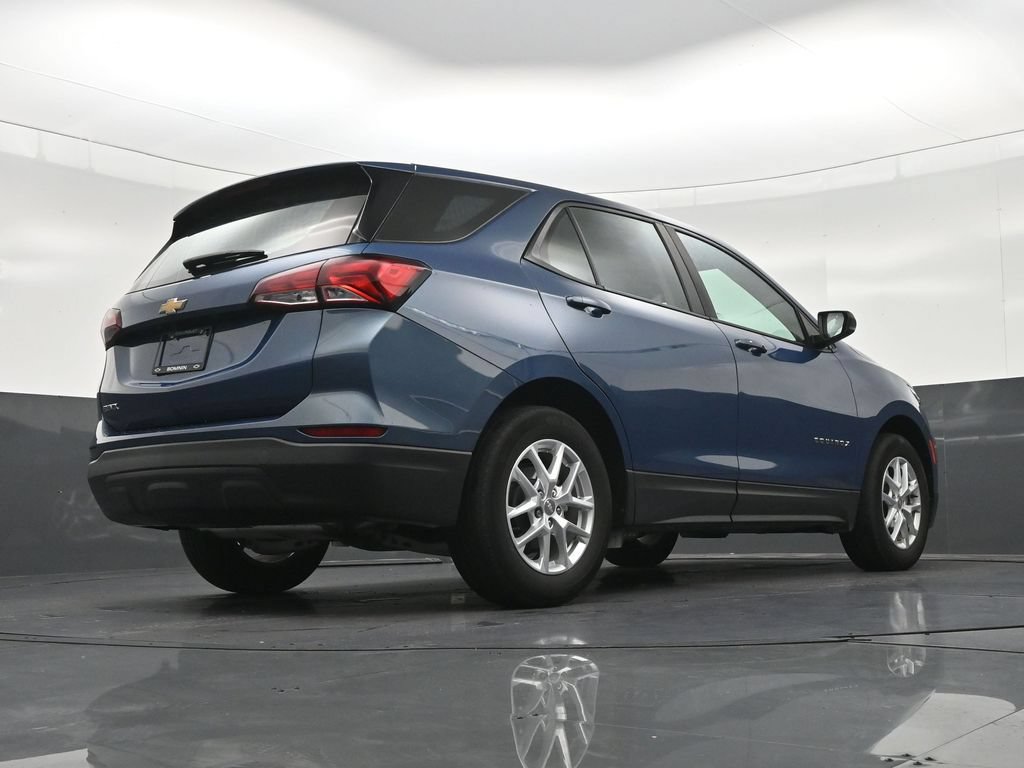 Used 2024 Chevrolet Equinox LS FWD image 27