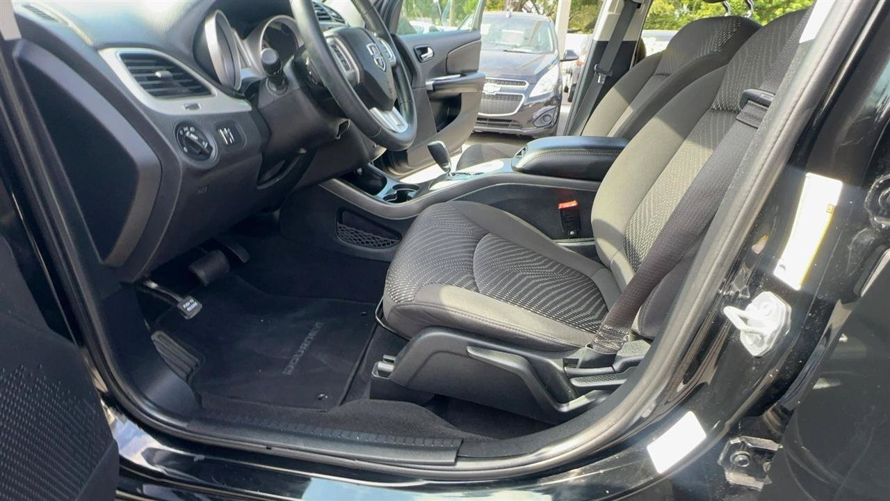 Used 2015 Dodge Journey SXT w/ Flexible Seating Group FWD image 27
