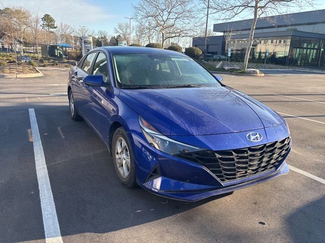 Used 2023 Hyundai Elantra SE
