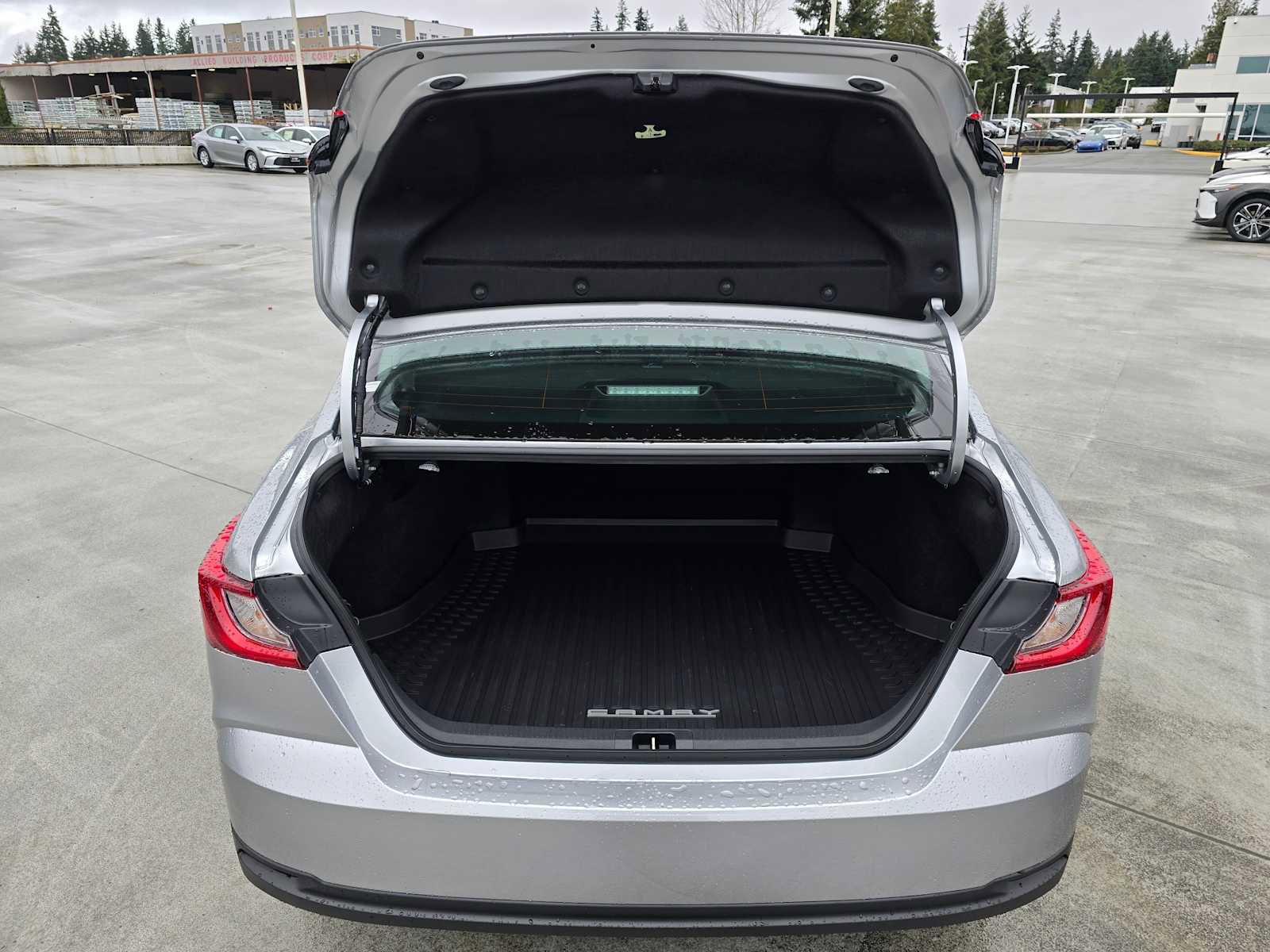 Used 2026 Toyota Camry LE w/ Convenience Package image 14