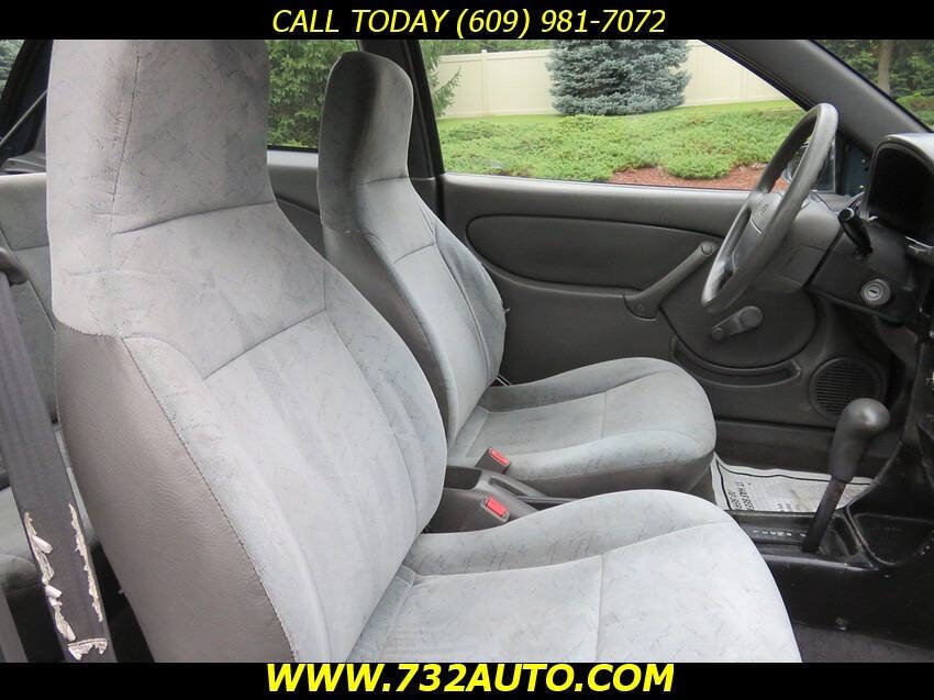 Used 1996 Geo Metro LSi FWD image 7