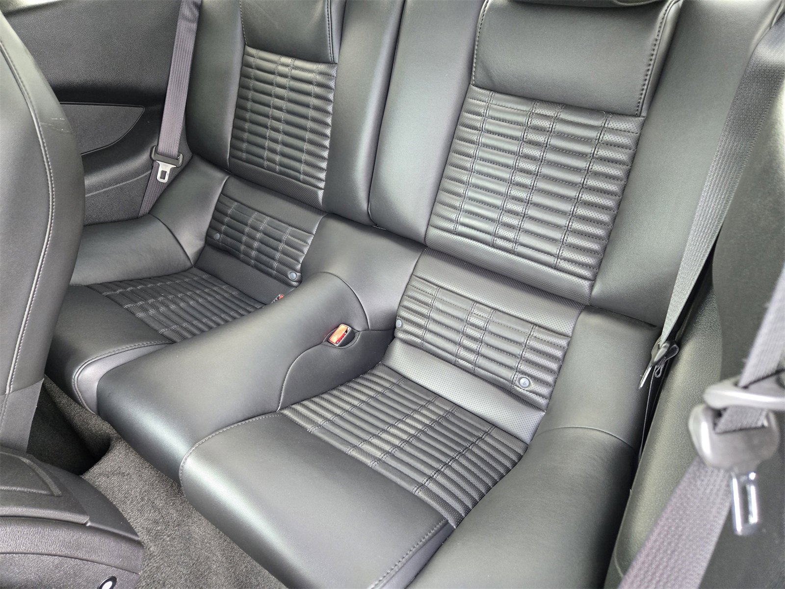 Used 2014 Ford Mustang Shelby GT500 w/ Equipment Group 821A image 28