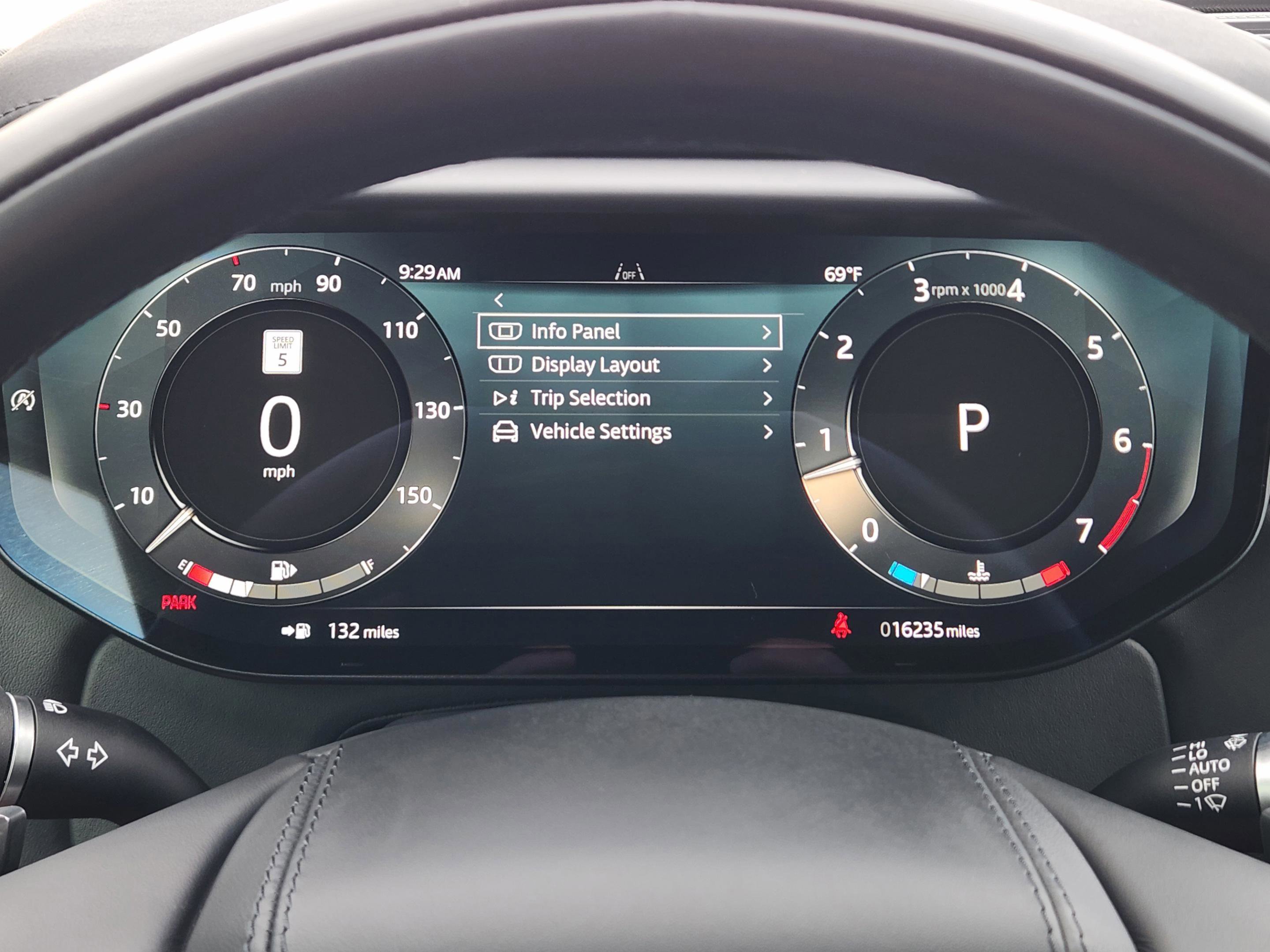 Used 2024 Land Rover Range Rover Sport SE image 12