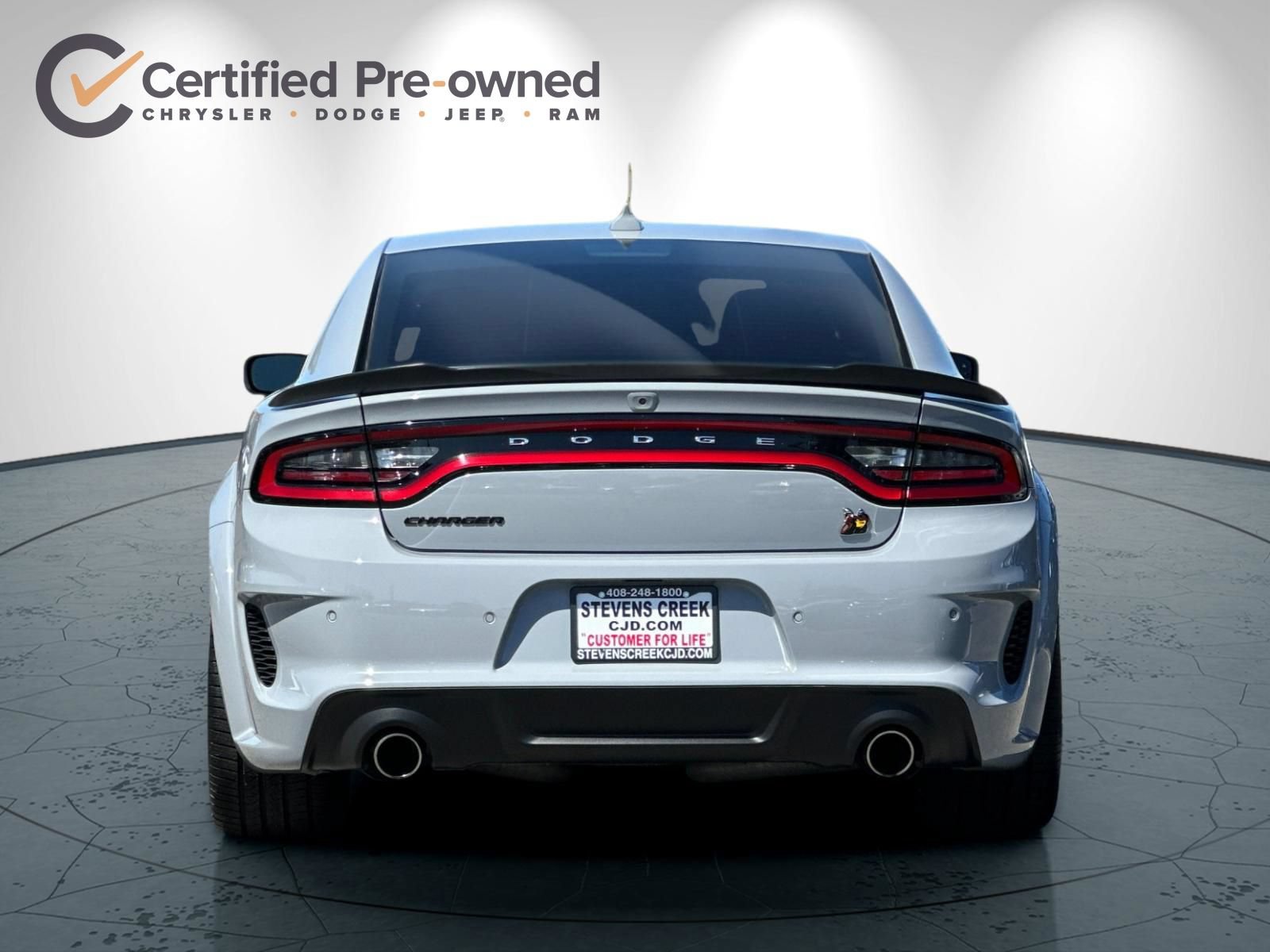 Used 2022 Dodge Charger Scat Pack RWD image 5