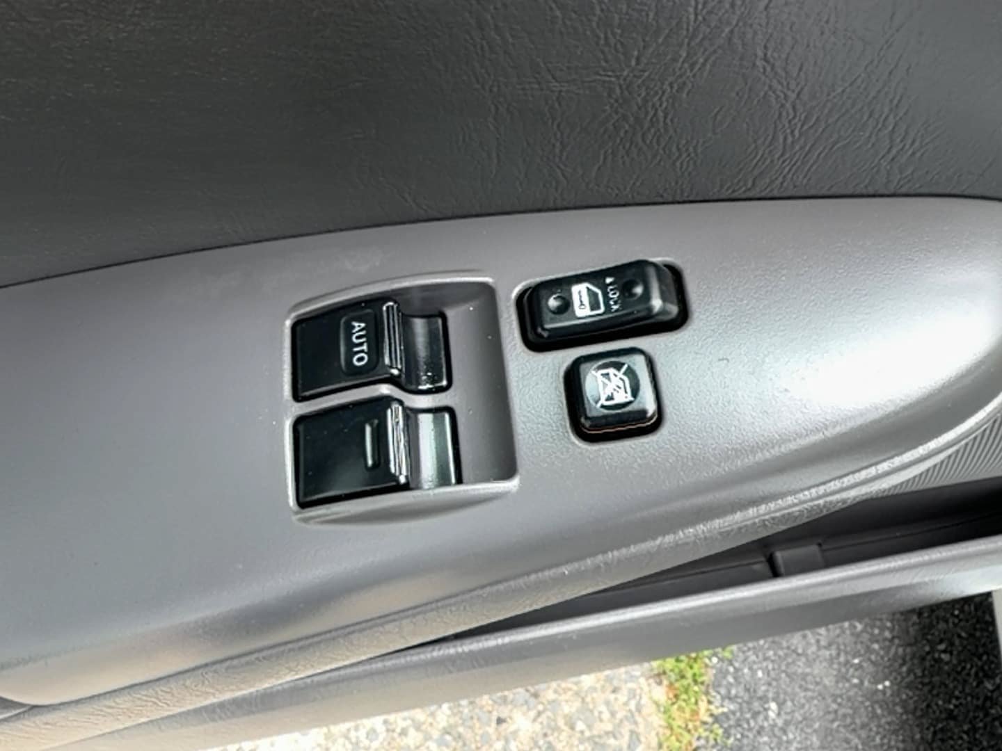 Used 2007 Toyota Solara SE Sport FWD image 13