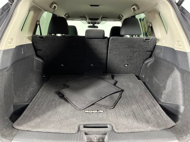 Certified 2025 Nissan Rogue SV FWD image 47