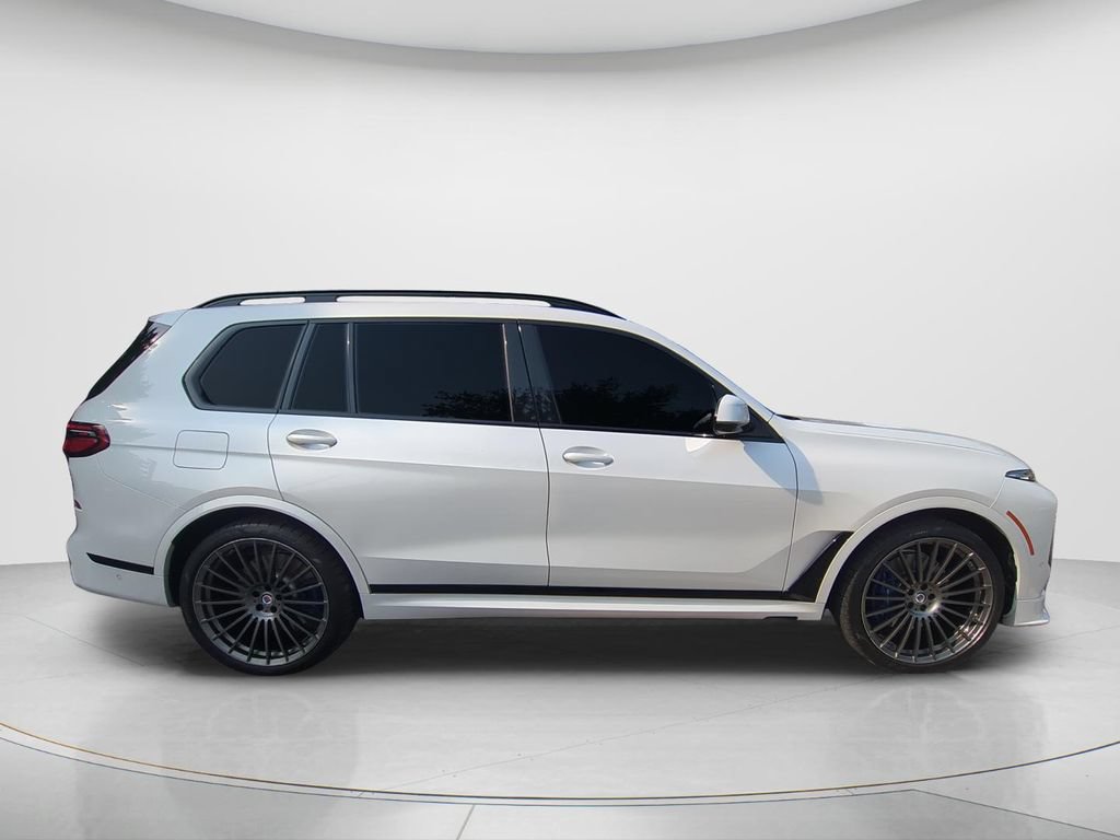 Used 2024 BMW ALPINA XB7 AWD/4WD image 4