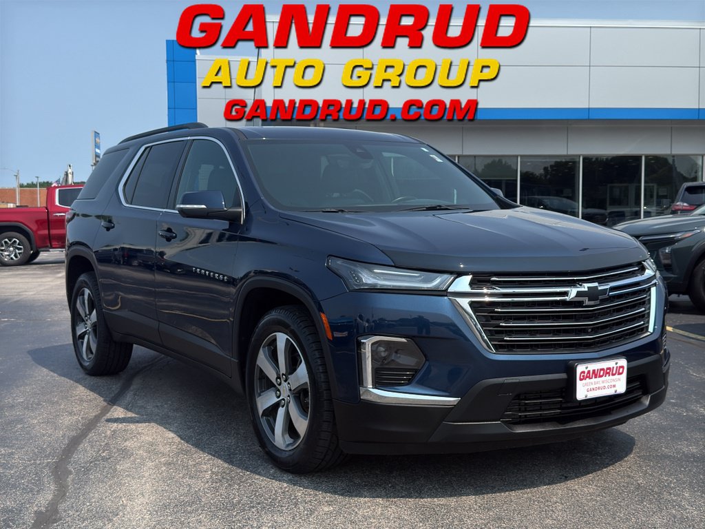 Certified 2023 Chevrolet Traverse LT w/ LT Premium Package AWD/4WD image 1