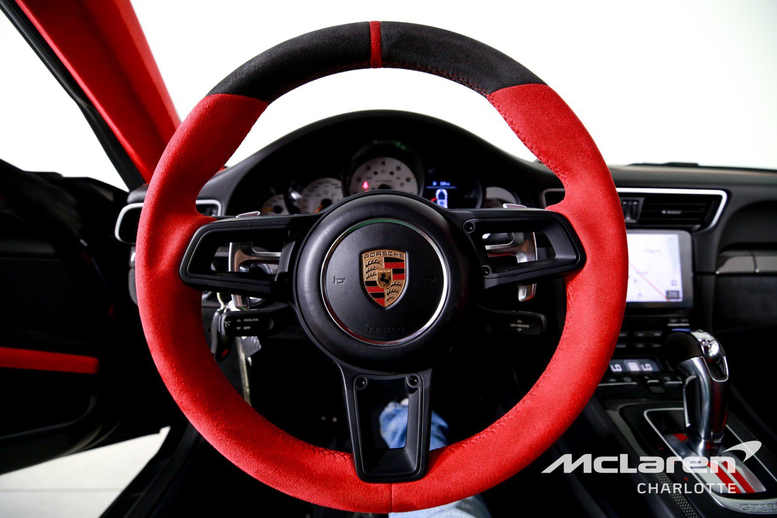 Used 2018 Porsche 911 GT2 RS RWD image 14