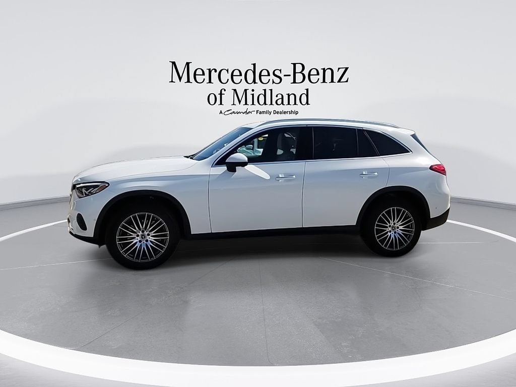 New 2025 Mercedes-Benz GLC 300 4MATIC image 5