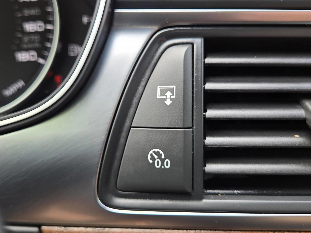 Used 2015 Audi A6 TDI Premium Plus w/ Driver Assistance Package image 24