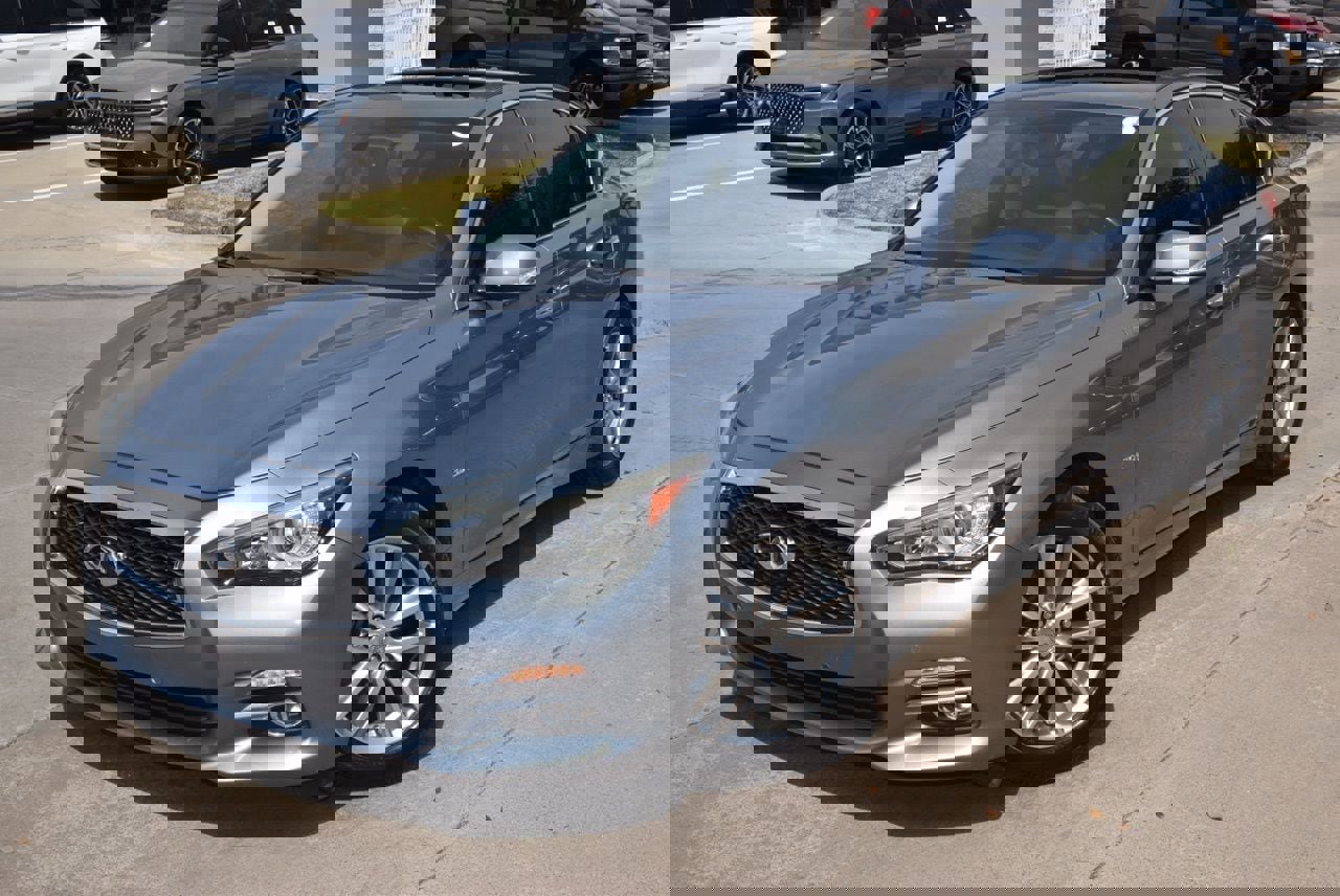 Used 2016 INFINITI Q50 3.0t Premium w/ Driver Assistance Package image 39