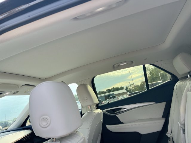 Used 2024 Buick Envision Avenir AWD/4WD image 25