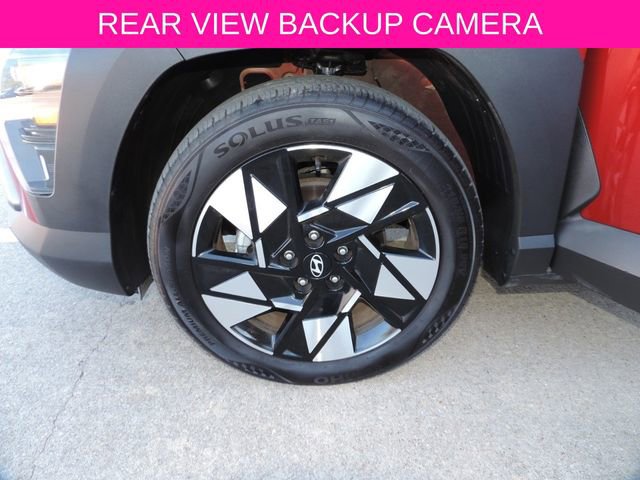 Used 2024 Hyundai Kona SEL image 11