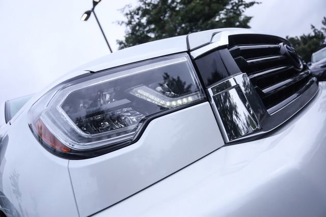 Used 2022 Toyota Sequoia TRD Sport AWD/4WD image 13