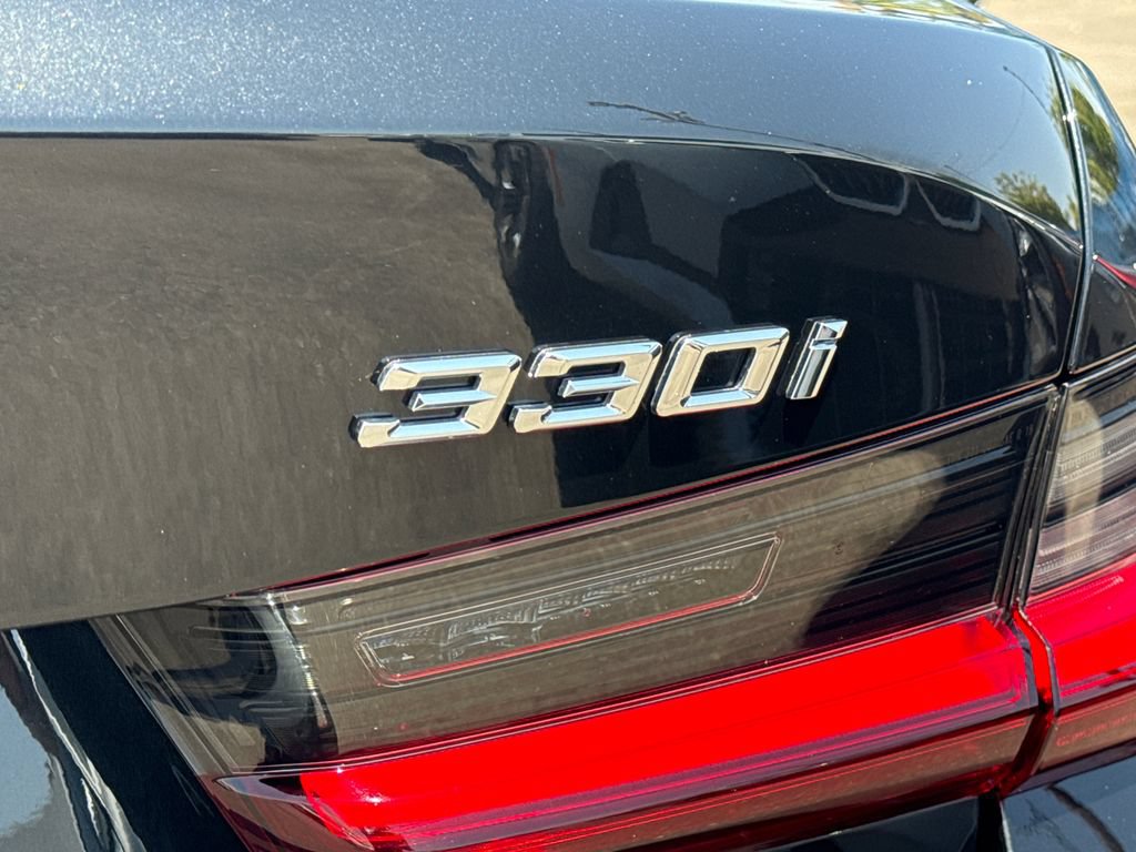 Certified 2023 BMW 330i Sedan w/ Premium Package RWD image 10