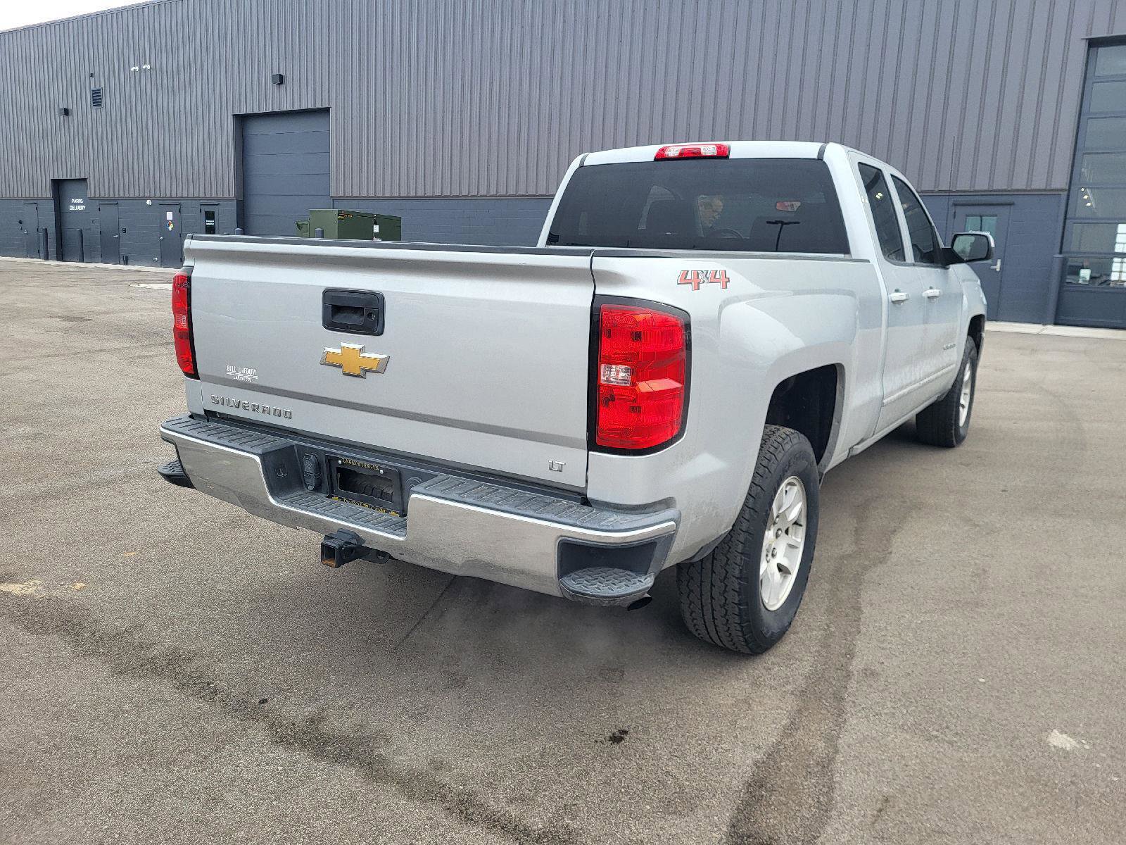 Used 2018 Chevrolet Silverado 1500 LT w/ All Star Edition image 3
