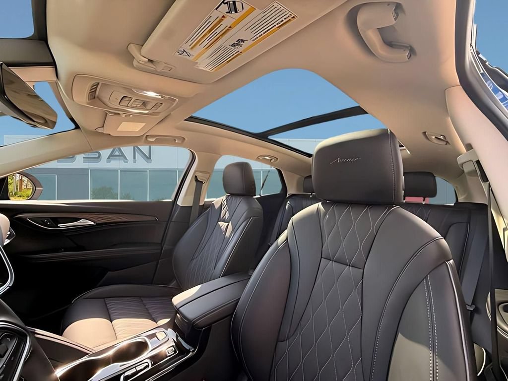 Used 2023 Buick Envision Avenir AWD/4WD image 24