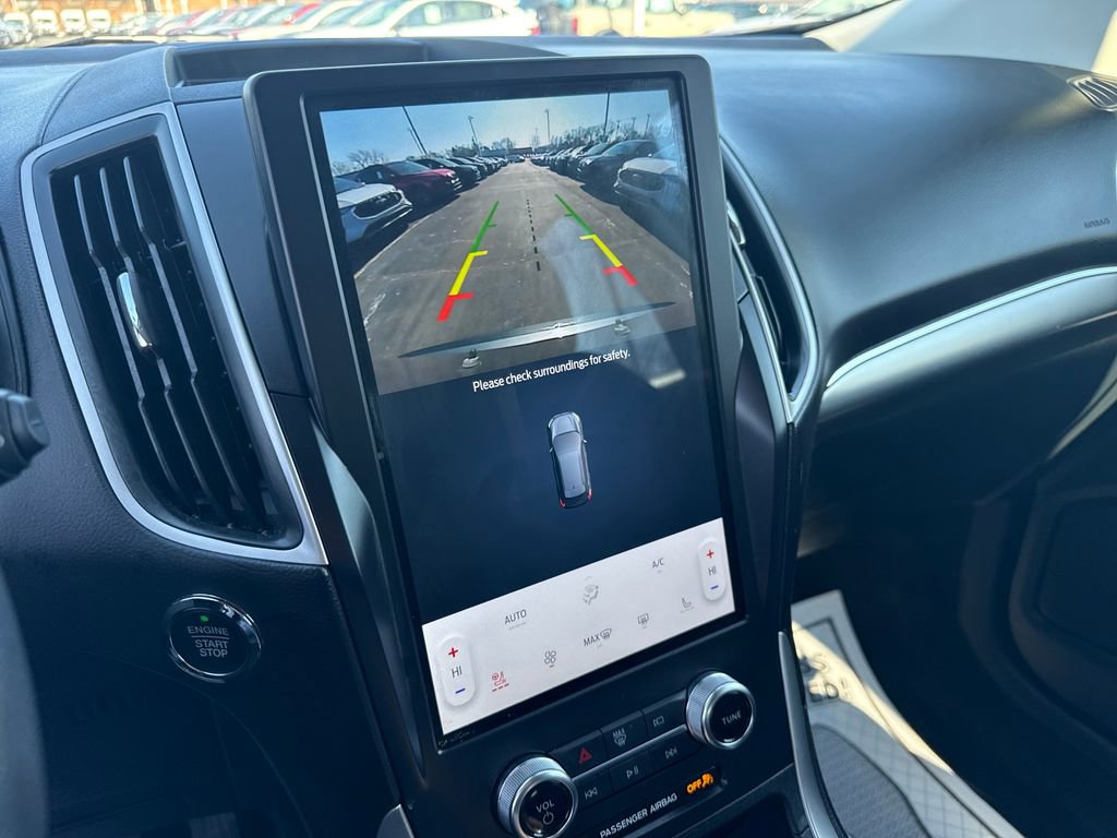 Used 2024 Ford Edge SEL w/ Sport Appearance Package image 34