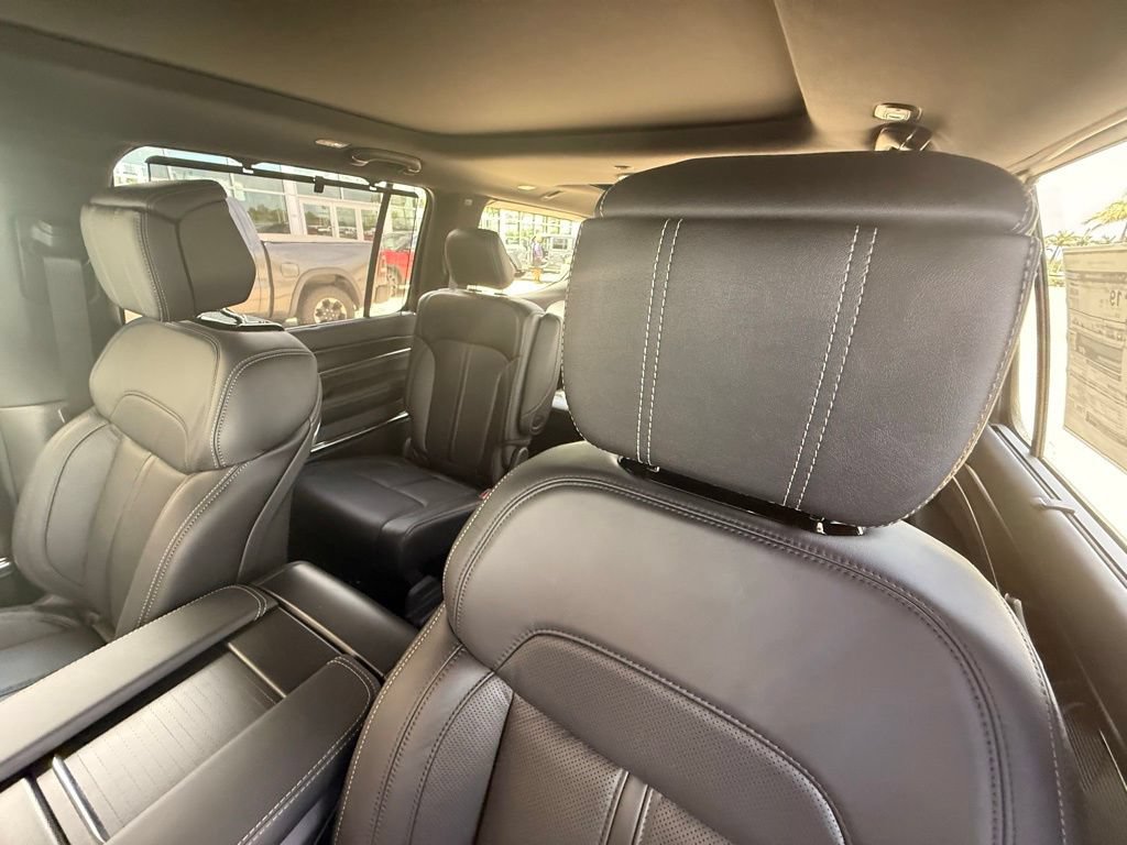 New 2026 Jeep Grand Wagoneer Summit AWD/4WD image 22