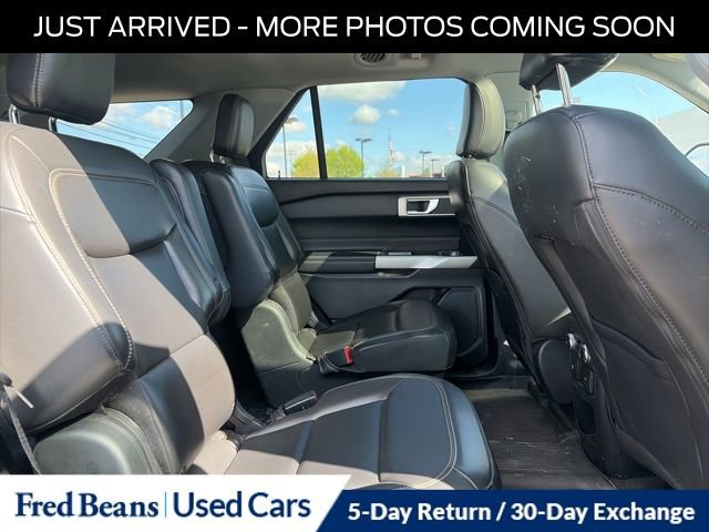 Used 2021 Ford Explorer XLT w/ Equipment Group 202A image 17